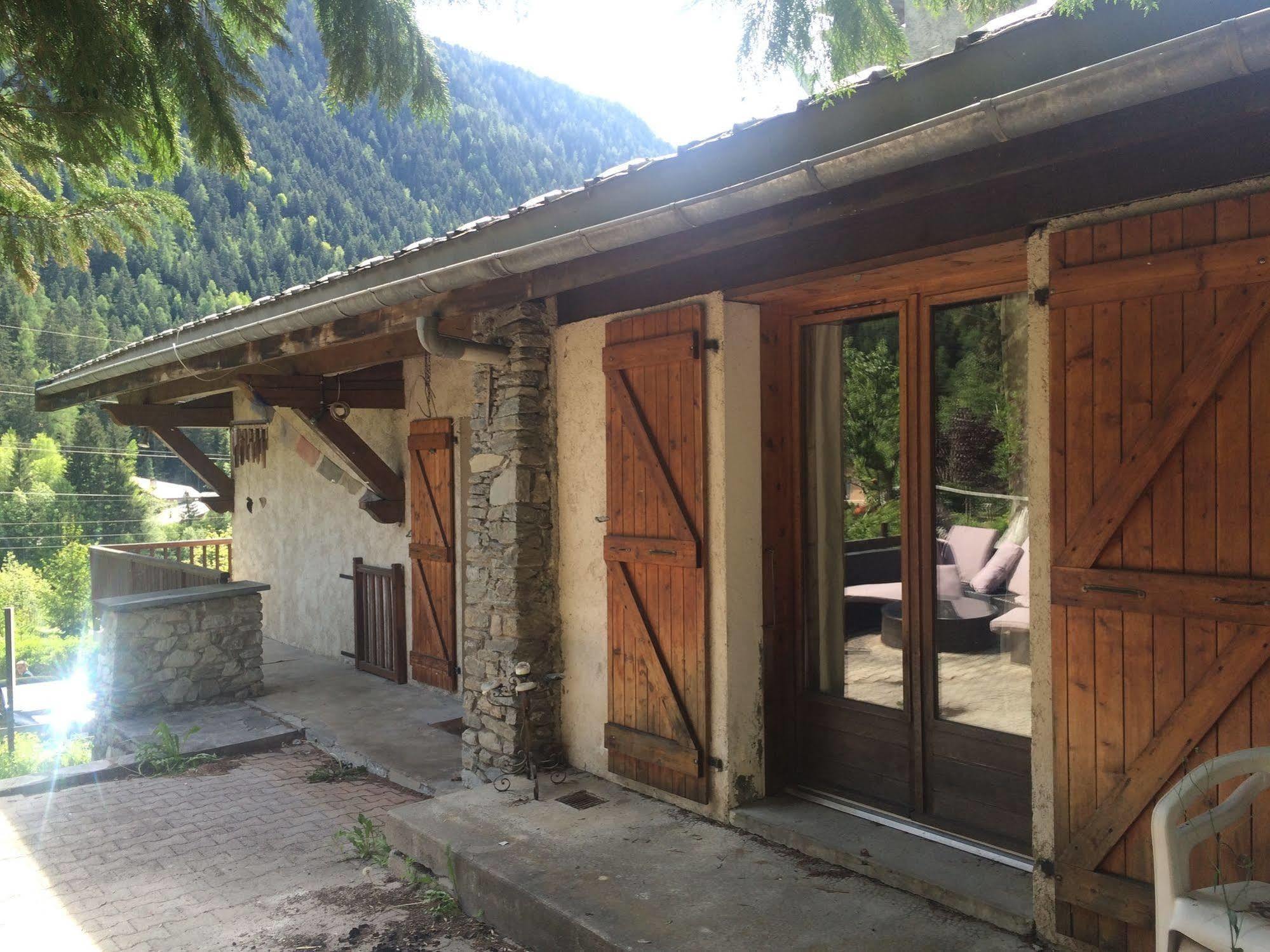 Chalet Tioli Montvalezan Eksteriør billede